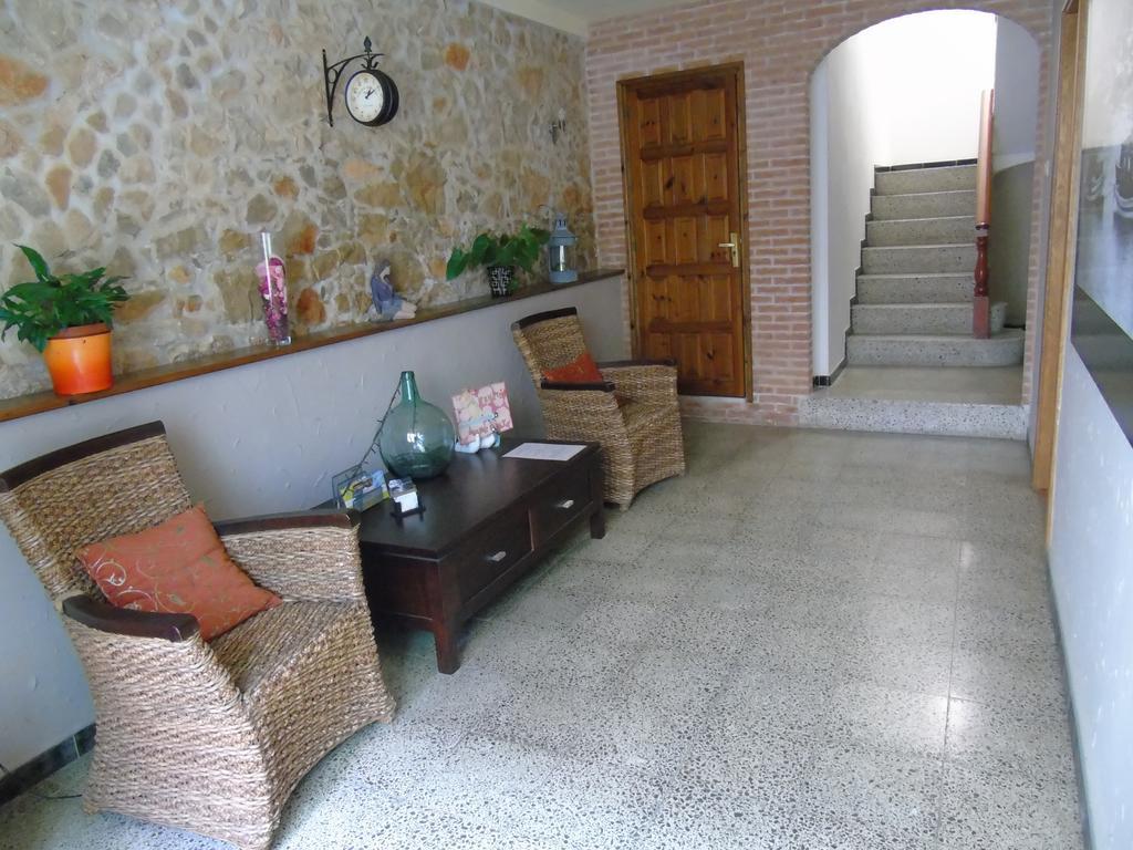 Hotel Pensio Torrent L' Escala Esterno foto