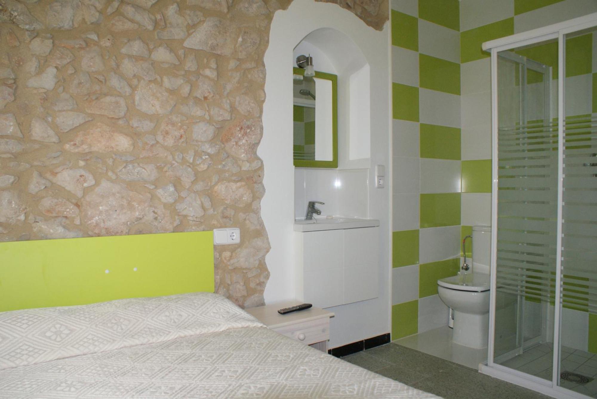 Hotel Pensio Torrent L' Escala Esterno foto