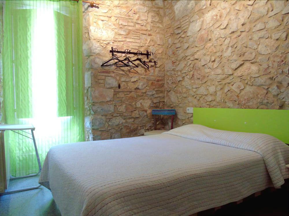 Hotel Pensio Torrent L' Escala Esterno foto