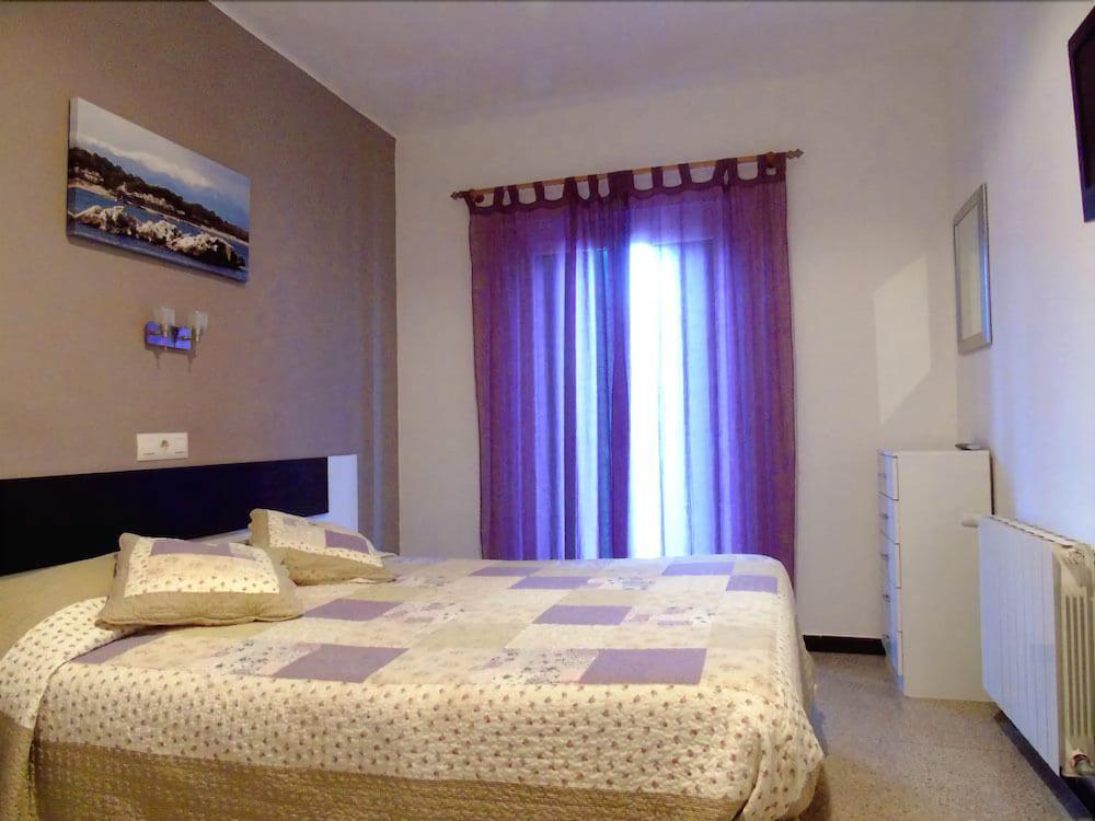 Hotel Pensio Torrent L' Escala Esterno foto